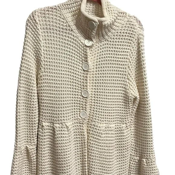 Cream white Button-Up Women's knit crochet Sweater - Picture 3 of 14